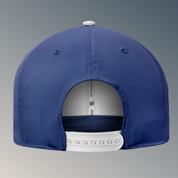 NEW 2020 Toronto Maple Leafs Fanatics Locker Room Structured Adjustable Hat - Picture 3 of 5
